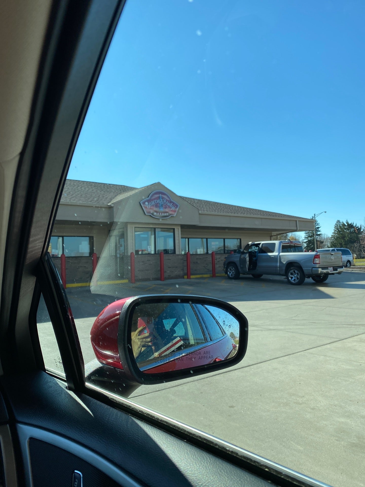 Beacon & Bridge Market, 1898 N Lapeer Rd, Lapeer, MI, Gas Stations