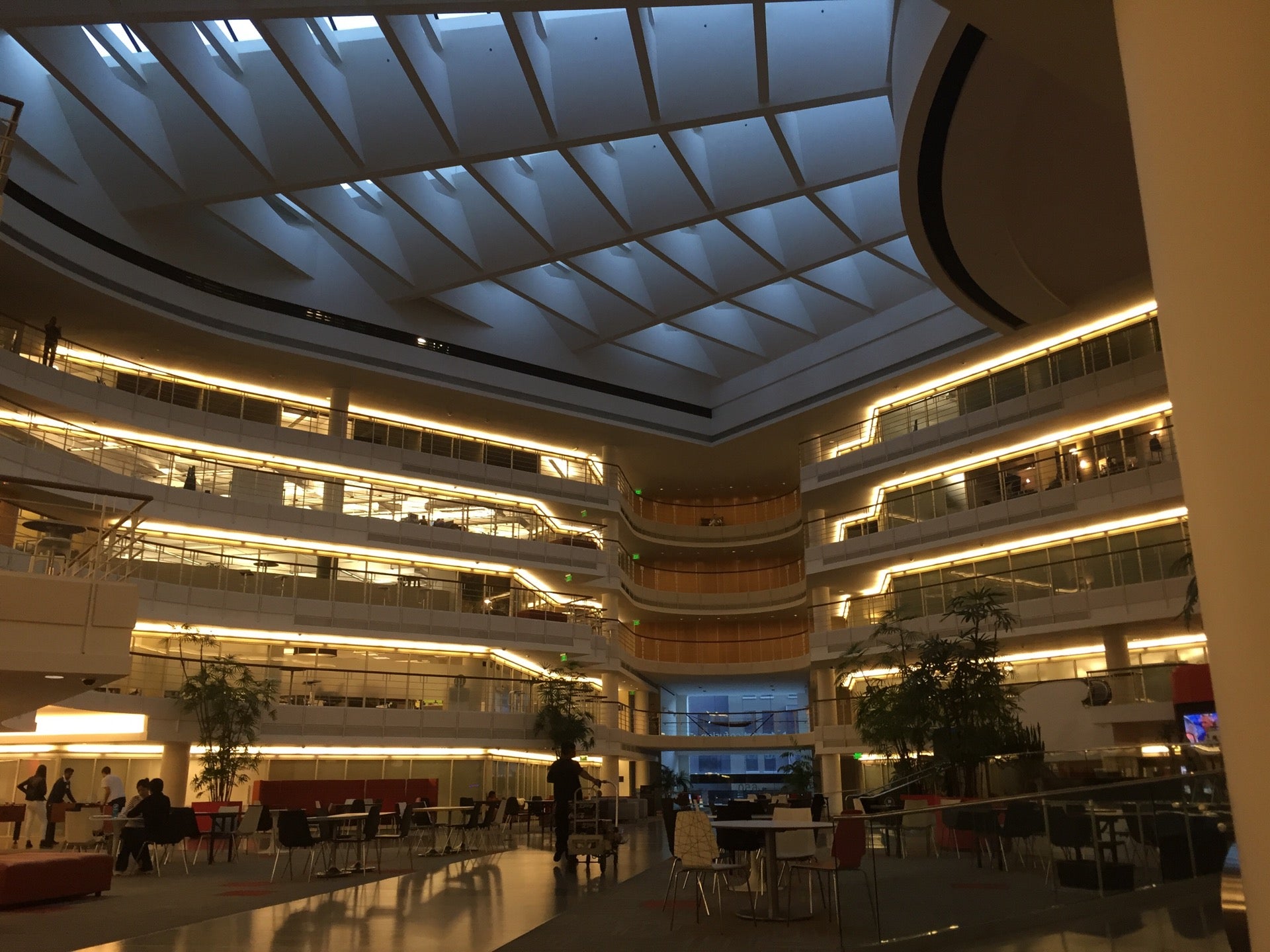 Parking 650 Townsend Center, 650 Townsend St, San Francisco, CA