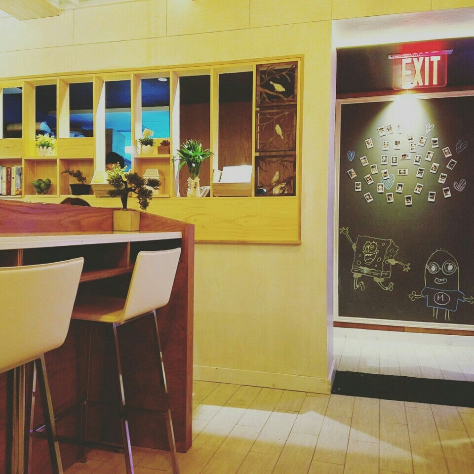 Best Dessert in E Farmingdale, New York MapQuest