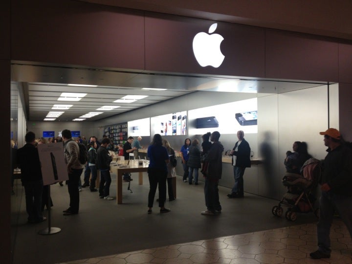 Briarwood - Apple Store - Apple