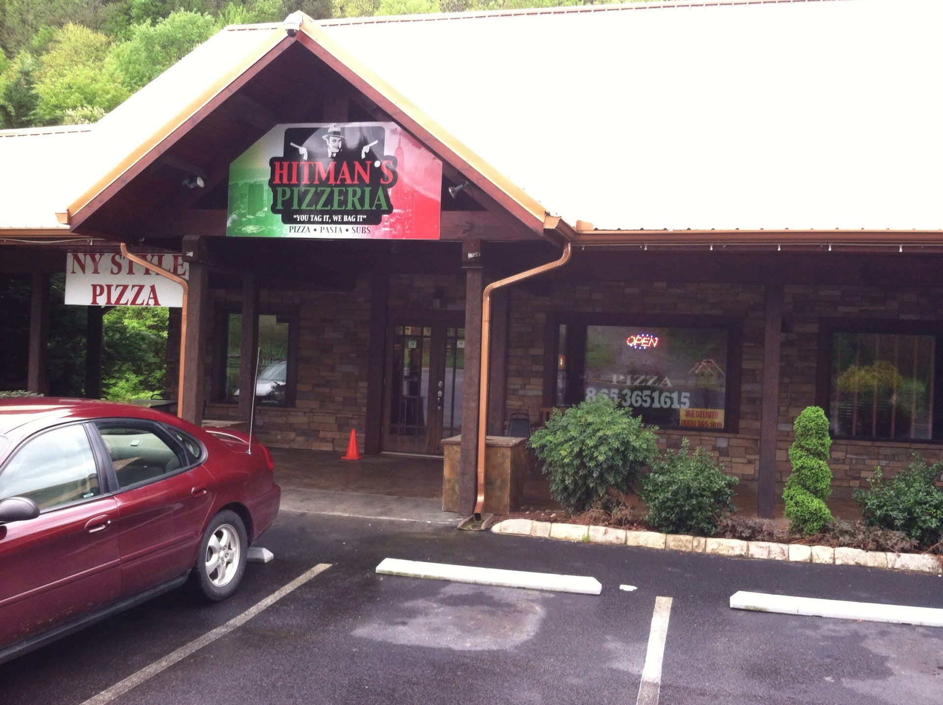 Papa Leone's Pizzeria - Best Pizza and Subs in Sevierville, Pigeon Forge  and the Surrounding Areas.. We Deliver!!