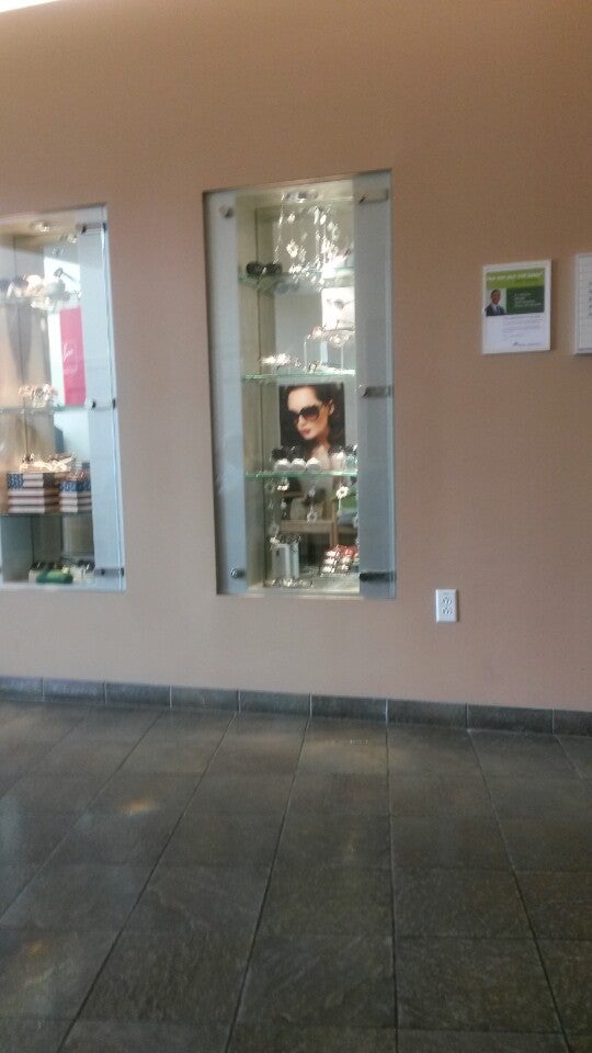 Kaiser Permanente Hearing Aid Center, 7300 Wyndham Dr, Sacramento, CA