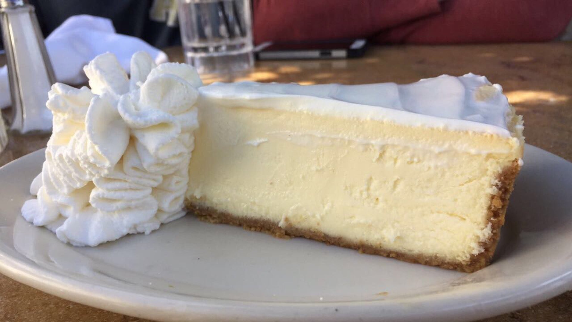 The Cheesecake Factory, 605 N Harbor Dr, Redondo Beach, CA, Eating