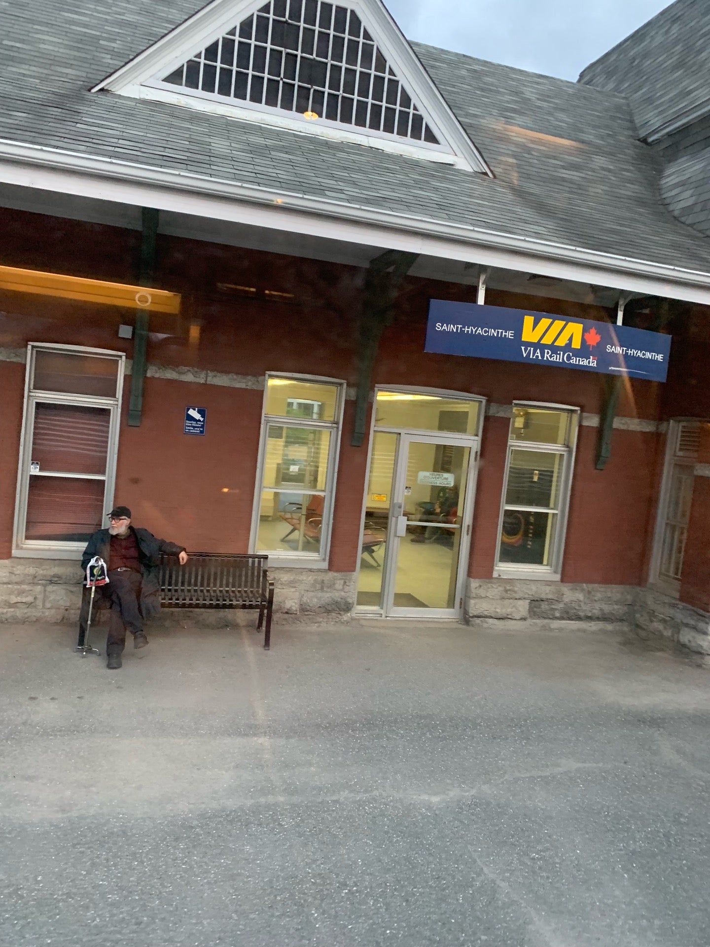 Gare de StHyacinthe Via Rail, 1450 Sicotte Rue, SaintHyacinthe, QC