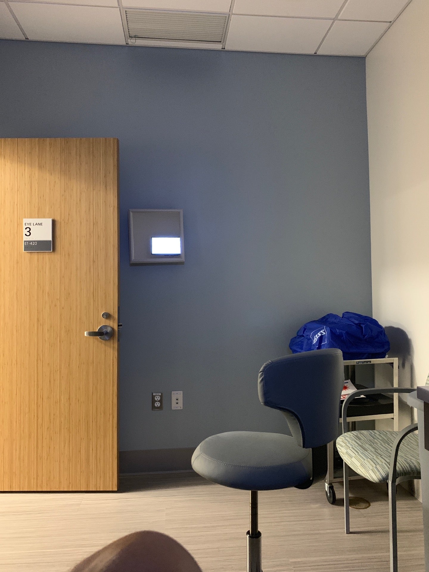 Huntington Medical Group, 180 E Pulaski Rd, Huntington Station, NY