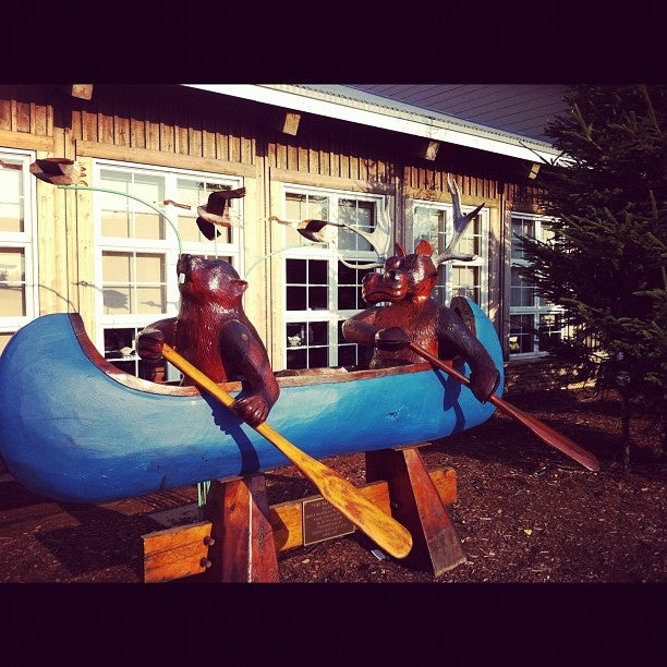 Blue Canoe Restaurant - Opening Hours - 415 Nevers Rd, Waasis, NB