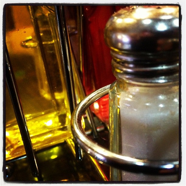 El Carretero Restaurante Panaderia, 449 Central Ave, Jersey City, NJ