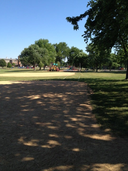 Robbins Park, S Vine St, Hinsdale, IL MapQuest