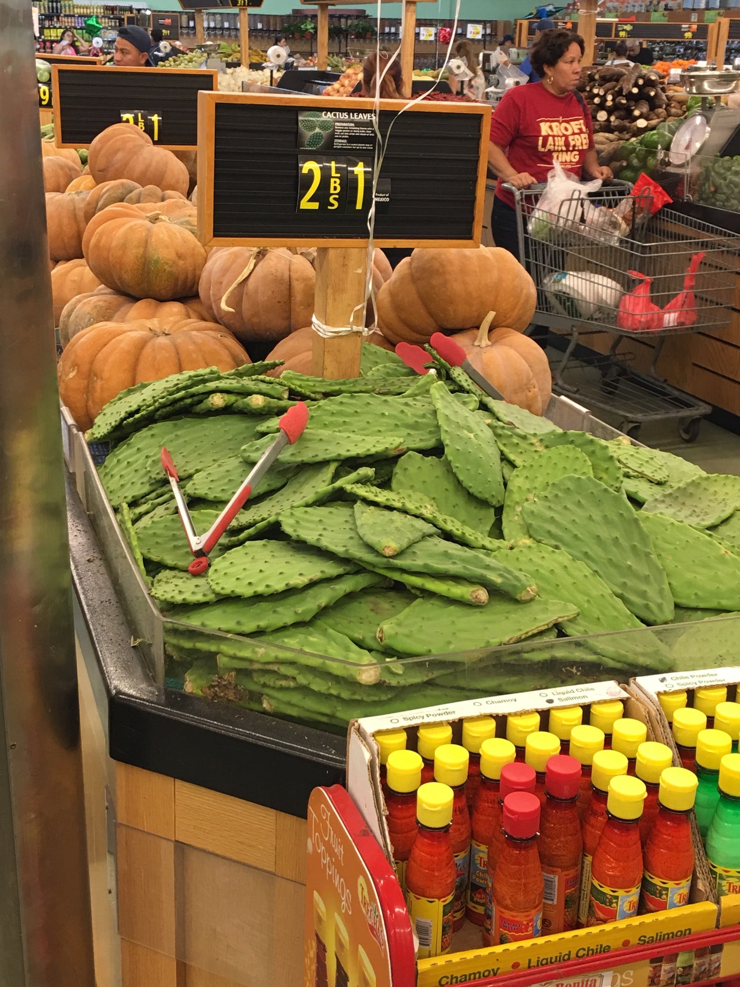 La Bonita Supermarket, 6000 W Cheyenne Ave, Las Vegas, NV, Grocery