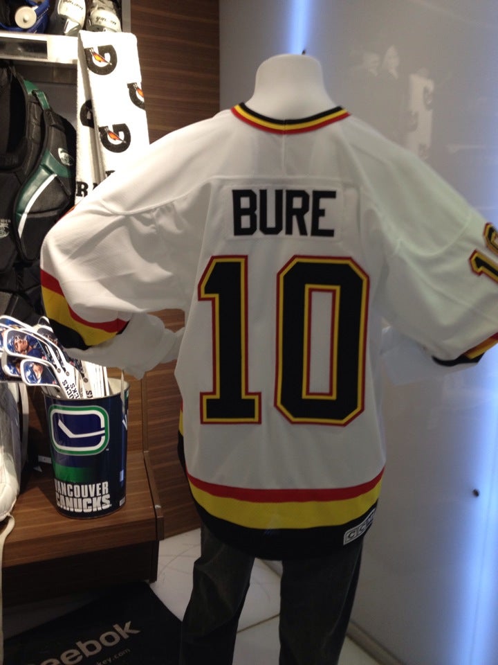 CANUCKS PLAYOFF TEAM STORE - CLOSED - 653 Robson Street, Vancouver, British  Columbia - Sports Wear - Phone Number - Yelp