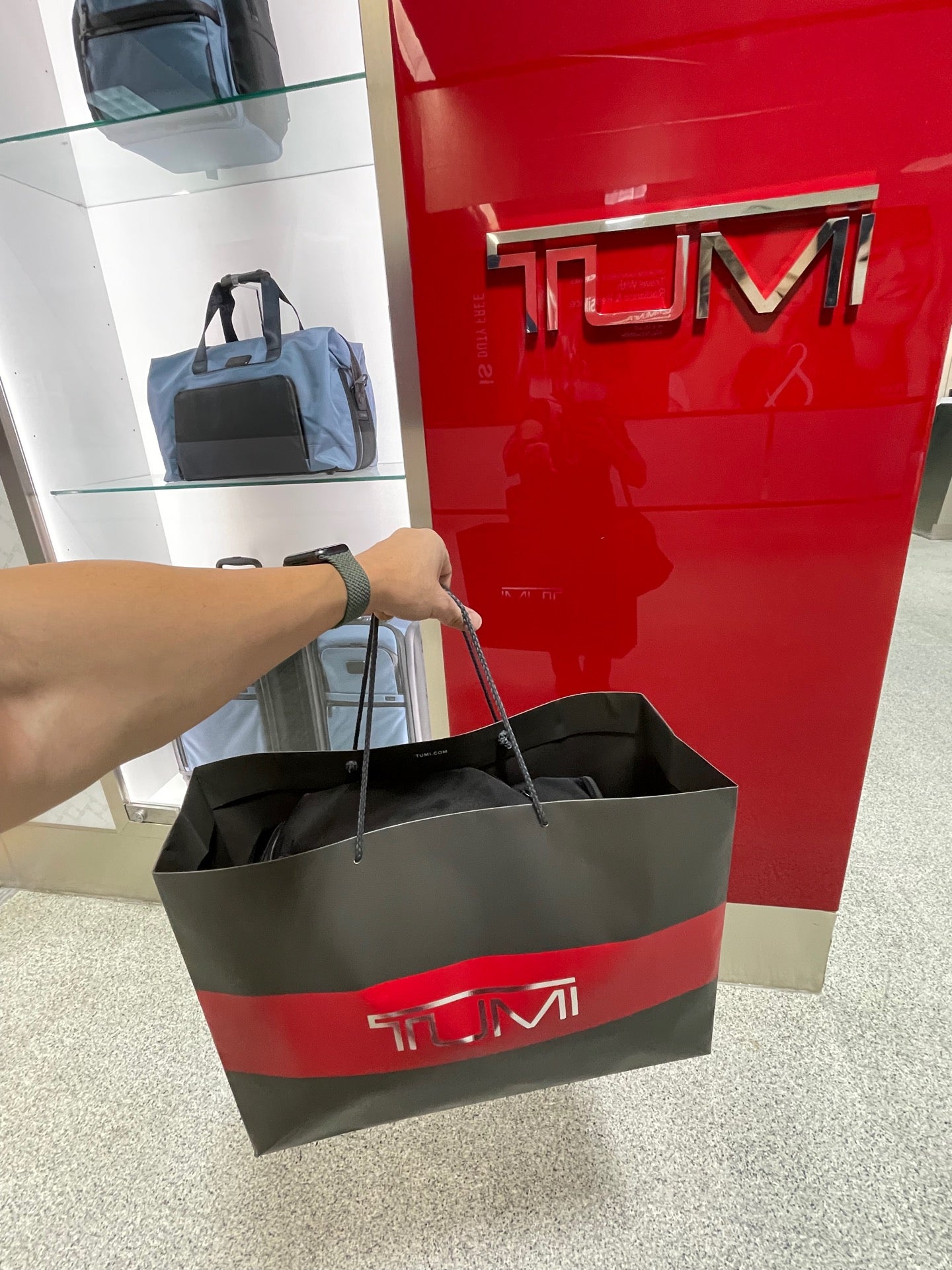 Tumi outlet houston sale