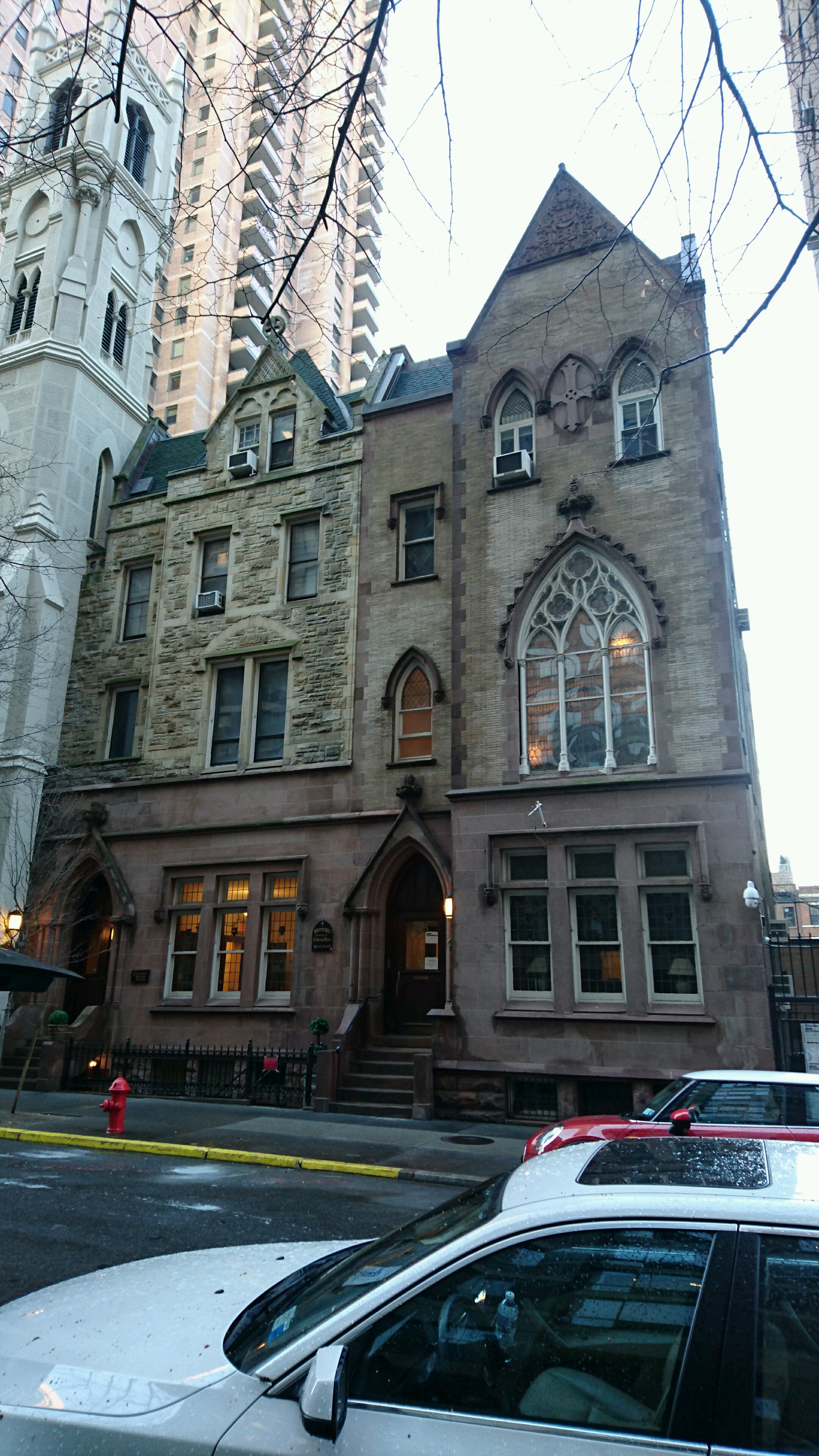 Church of St Thomas More, 65 E 89th St, New York, NY, Places Of