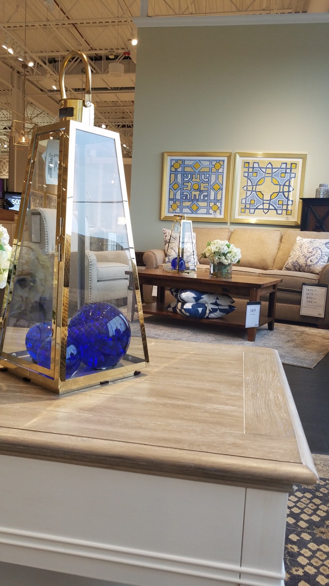 Jordan's Furniture, 327 Daniel ster Hwy, Nashua, NH, Furniture