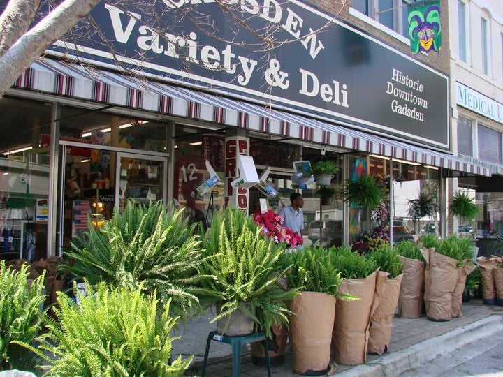 Gadsden Variety Antique Mall, 422 Broad St, Gadsden, AL, Shopping