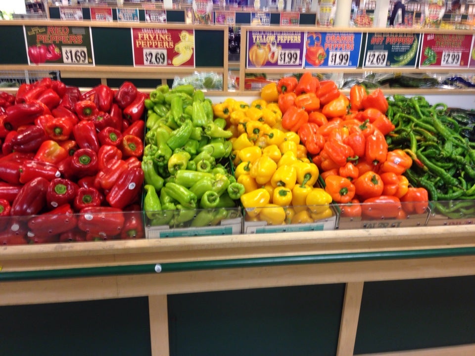 Adams Fairacre Farms, 765 Dutchess Tpke, Poughkeepsie, NY, Food Markets