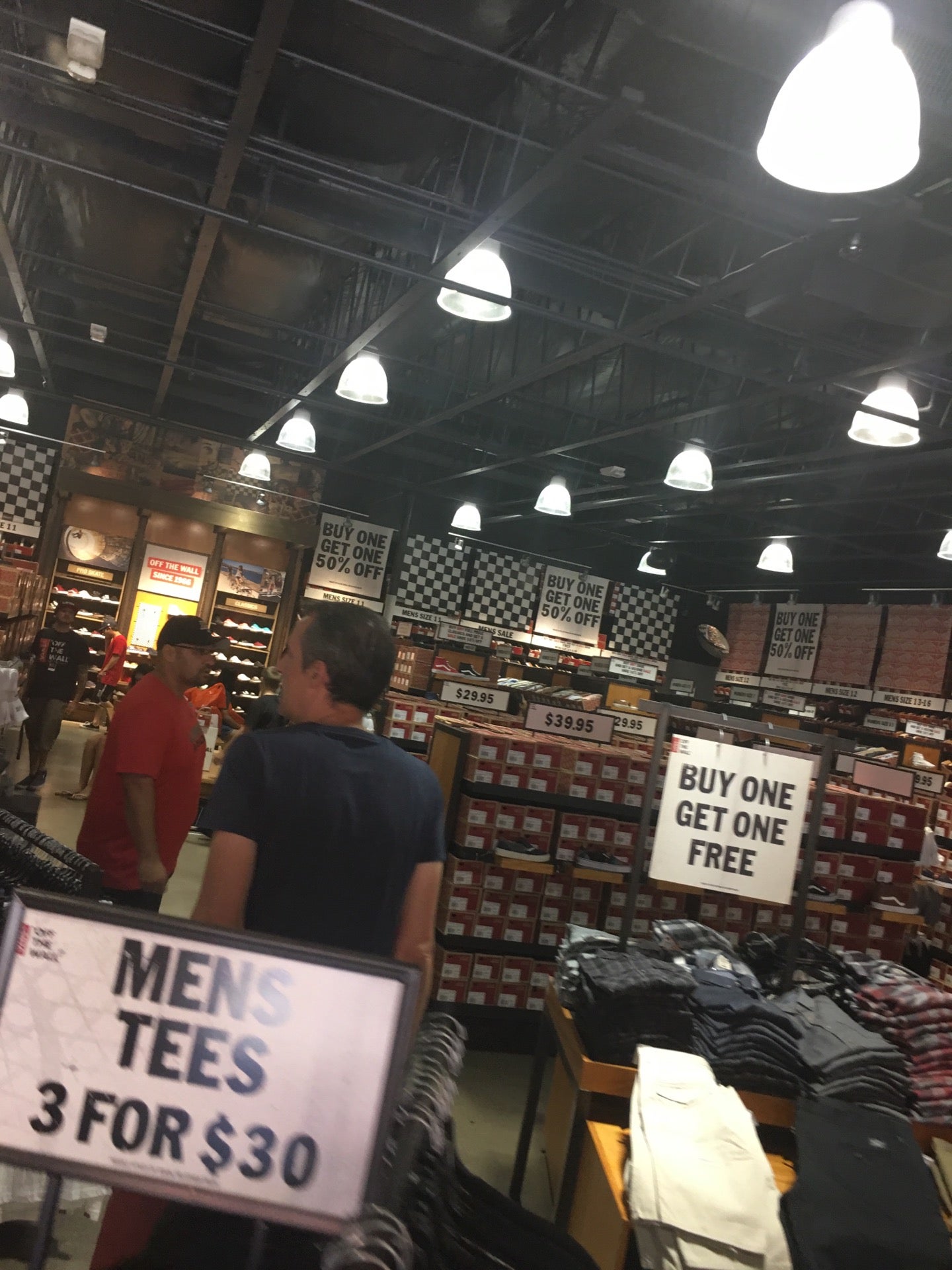 Esrtlist Of Stores At Cabazon Outlets 49 - tqvb9p1