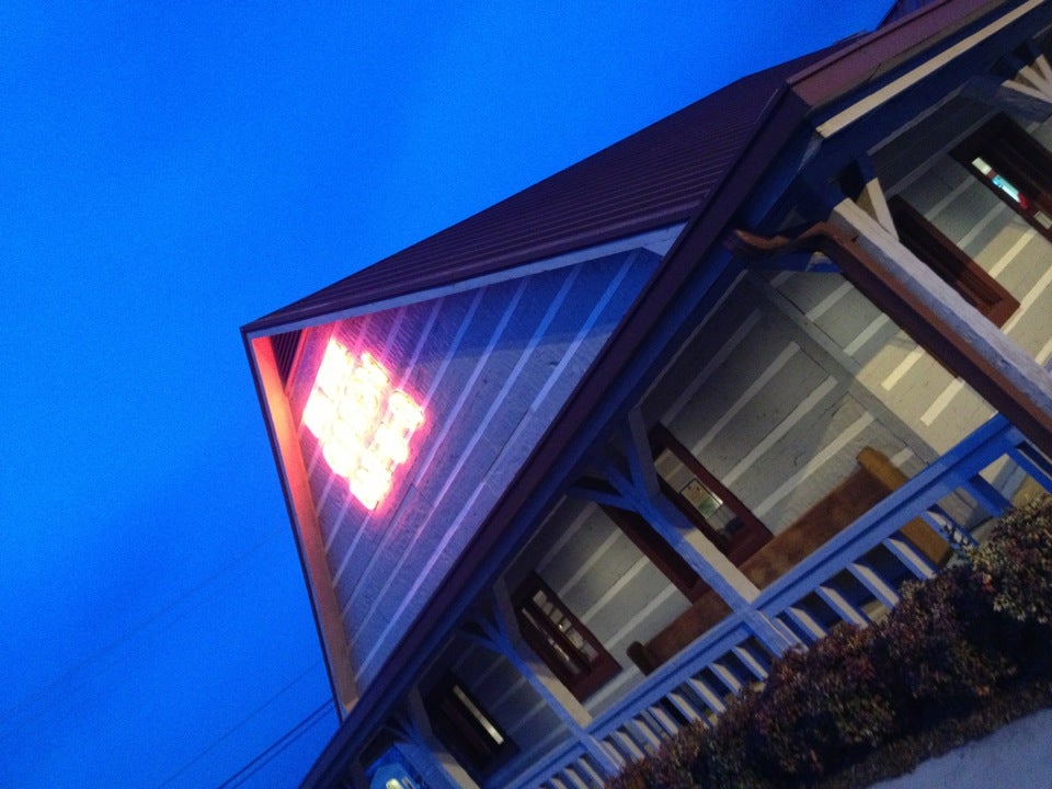 Big Bob Gibson's BarBQue, 2520 Danville Rd SW, Decatur, AL, Eating