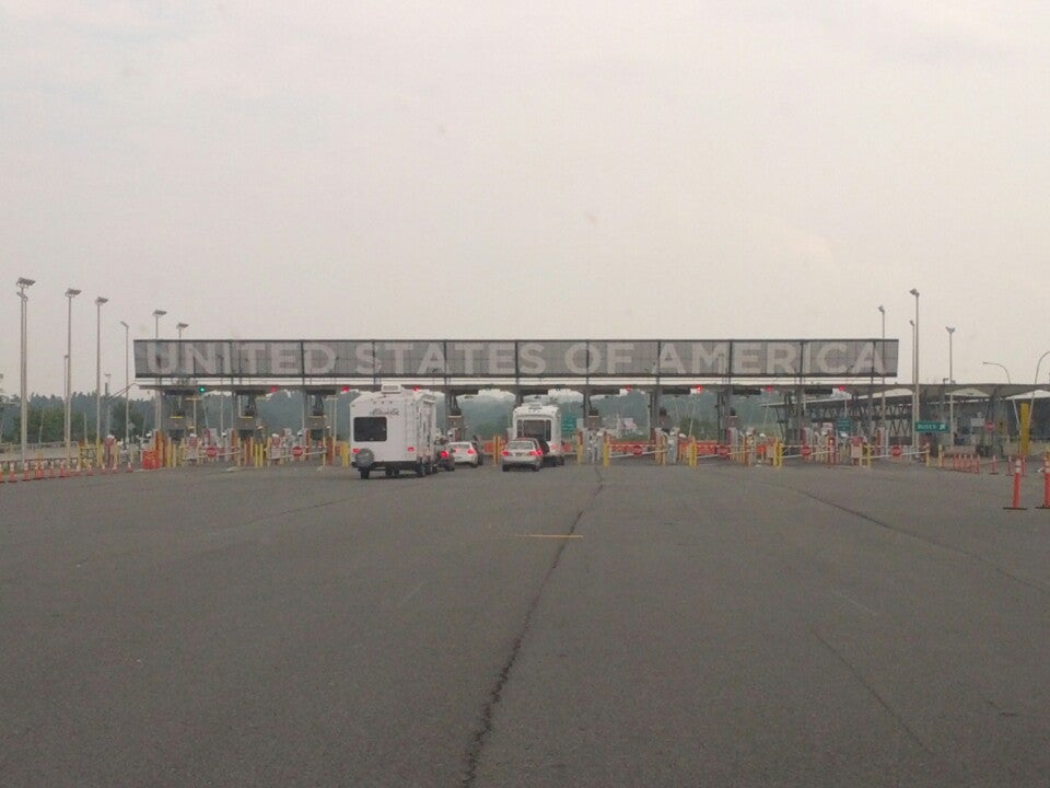 US/Canada Border ChamplainSt Bernard de Lacolle Crossing, Champlain