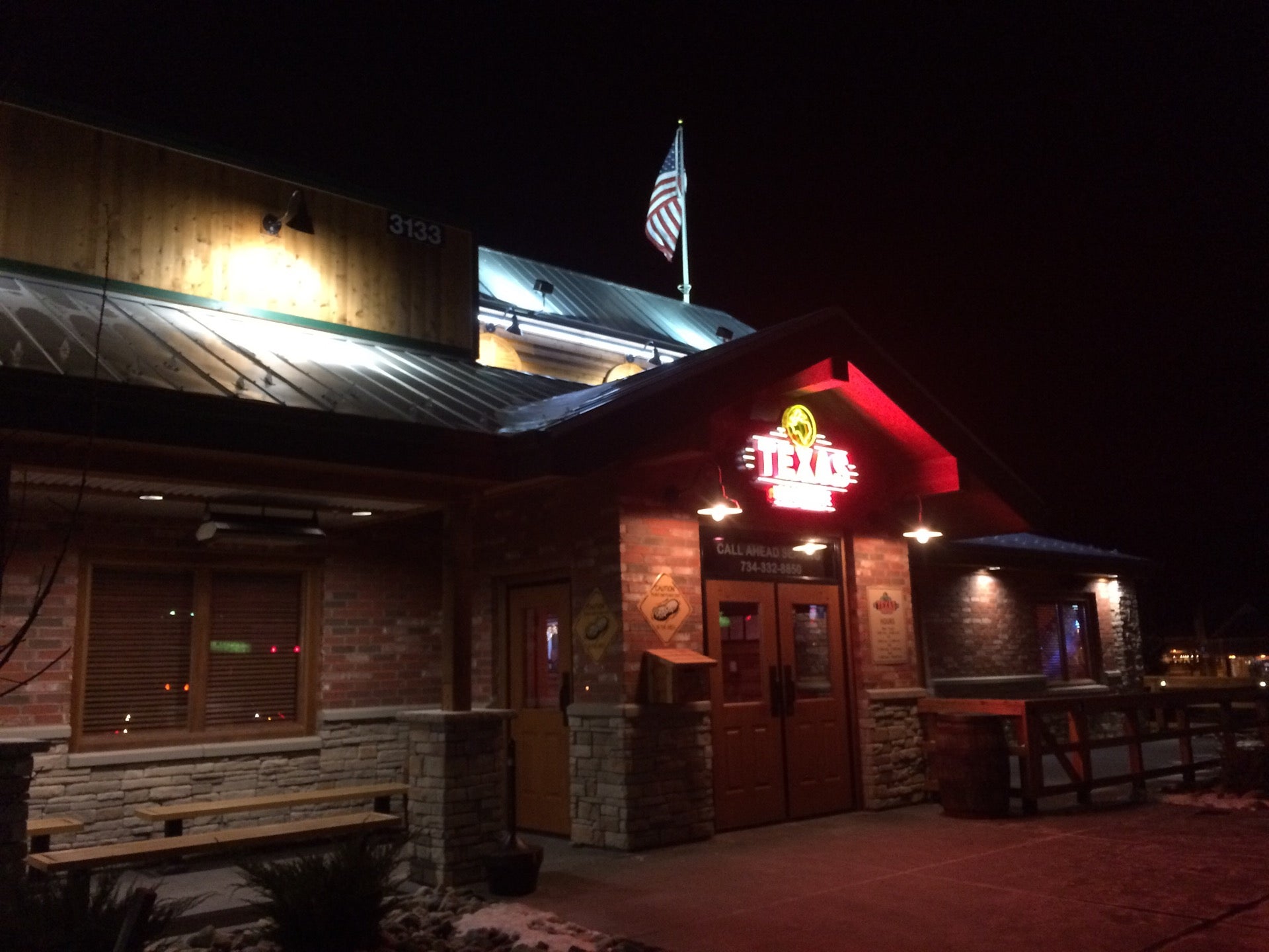 Texas Roadhouse, 3133 Ann Arbor Saline Rd, Ann Arbor, MI, American