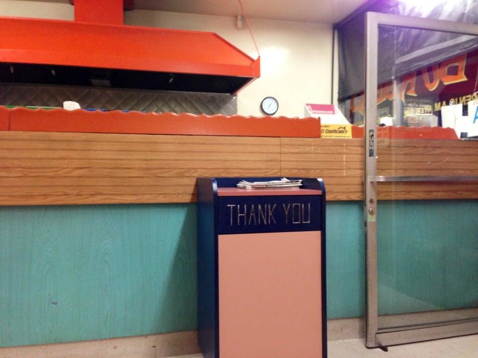 Howard's Famous Bacon and Avocado Burgers, 11127 Venice Blvd, Los