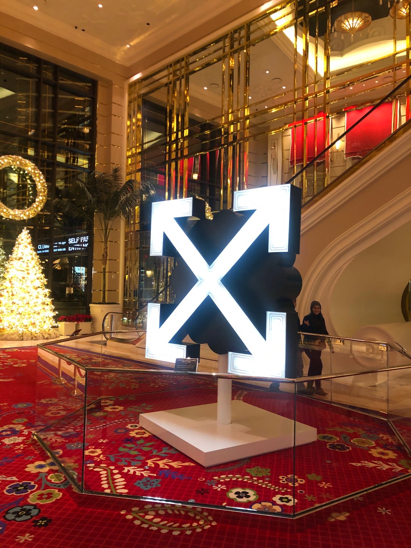 Louis Vuitton Las Vegas Wynn Men's (CLOSED), 3131 Las Vegas Blvd South,  Suite 115A, Las Vegas, NV, Clothing Retail - MapQuest