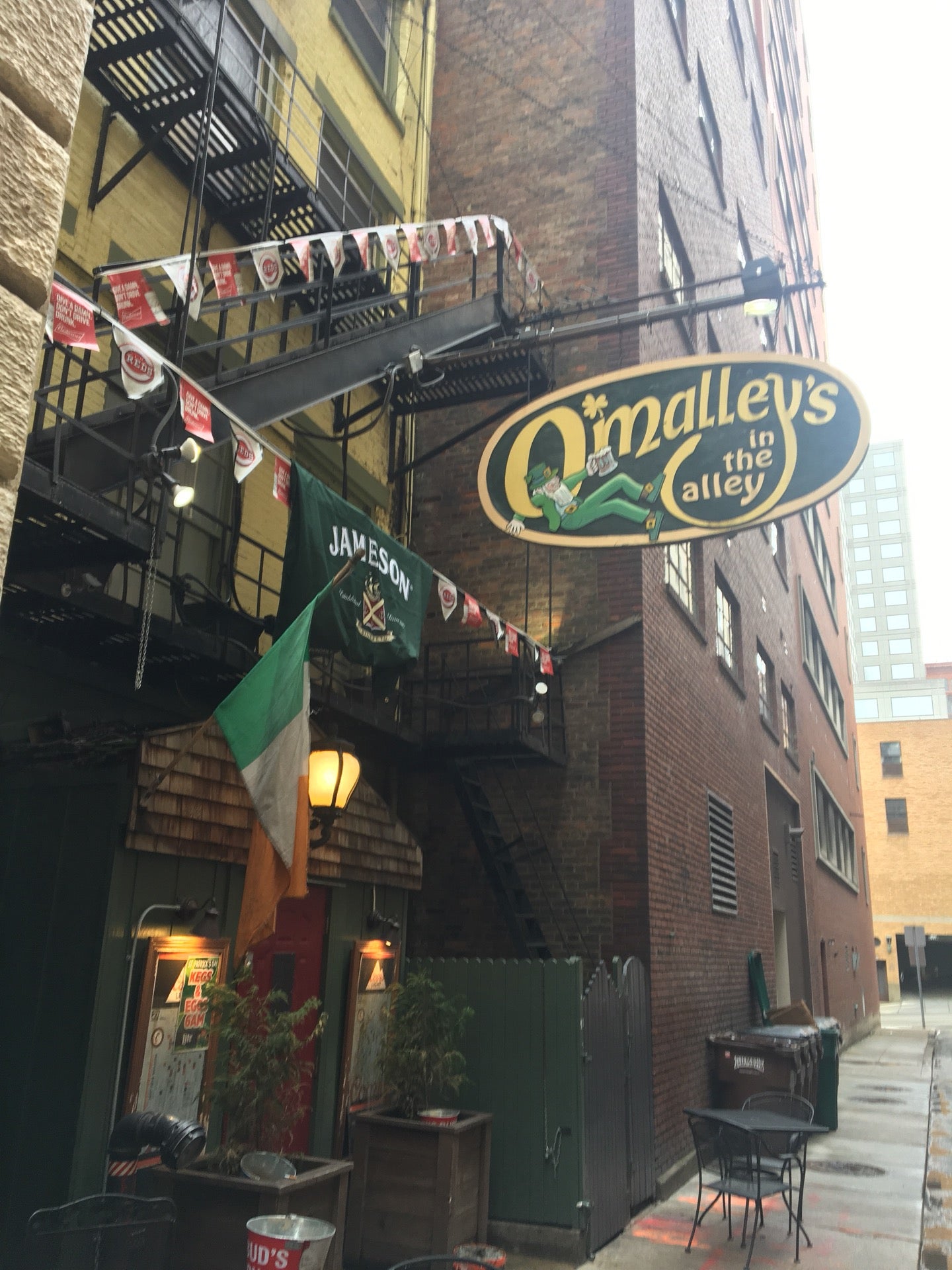 O'Malley's in the Alley