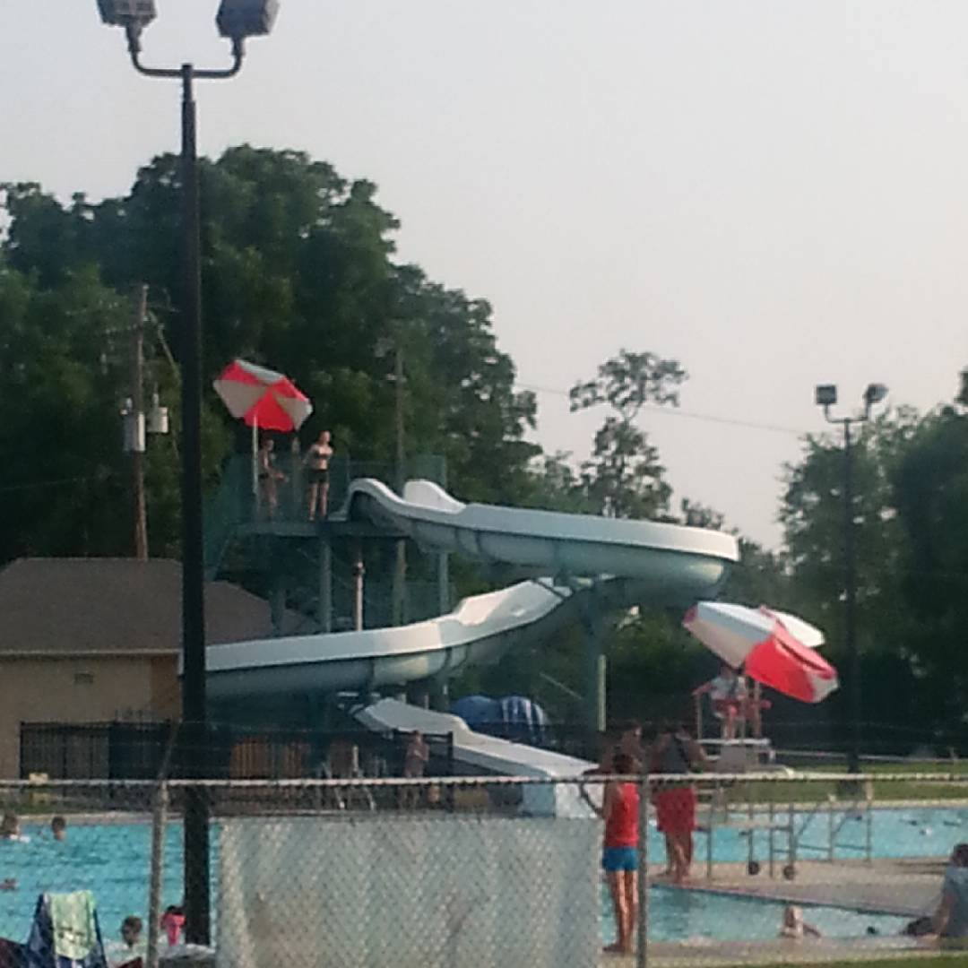 Carlisle Borough Community Pool, 1236 Franklin St, Carlisle, PA