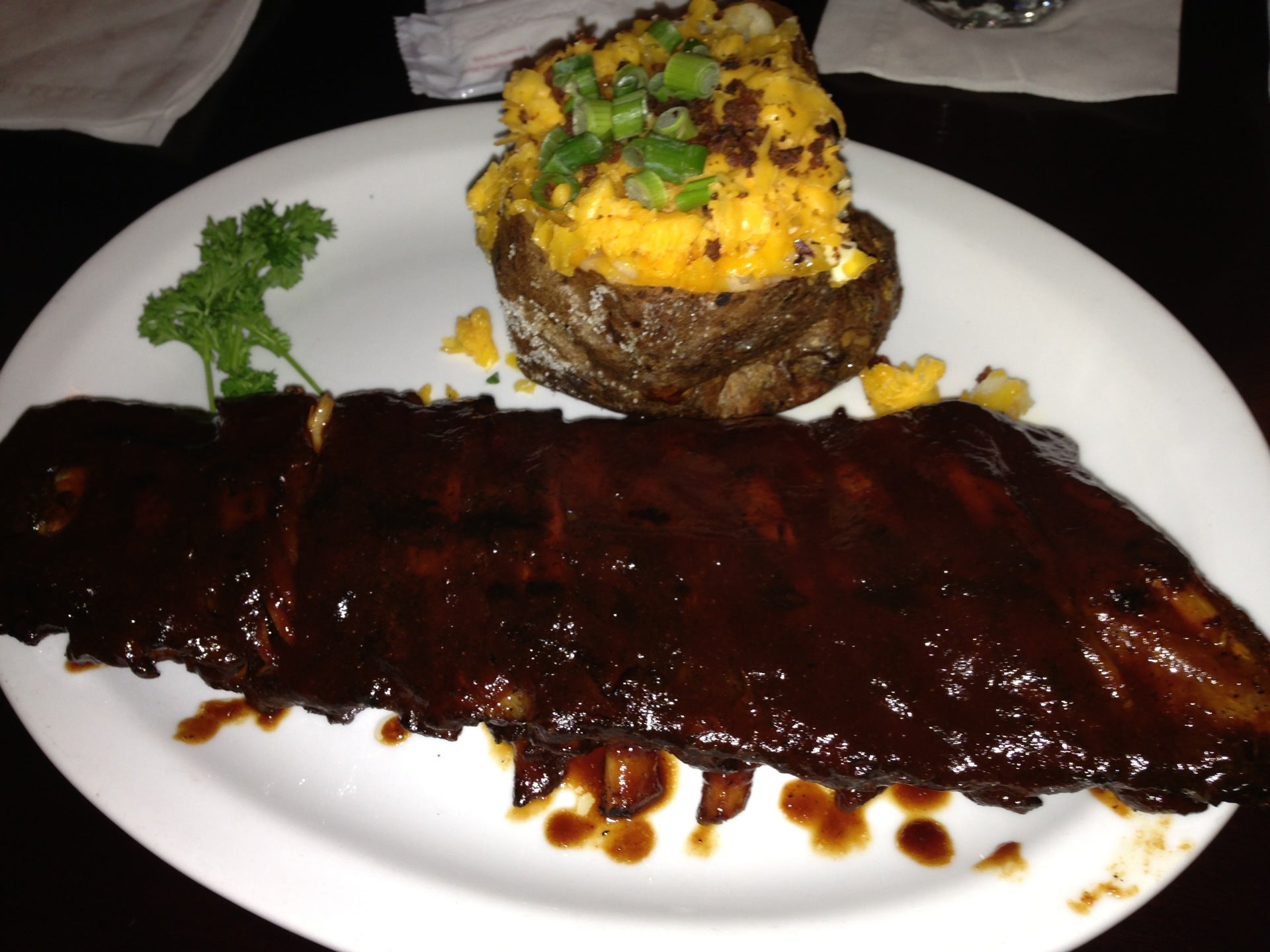 Bâton Rouge Grillhouse & Bar, 3130 Boulevard De La Gare, Vaudreuil