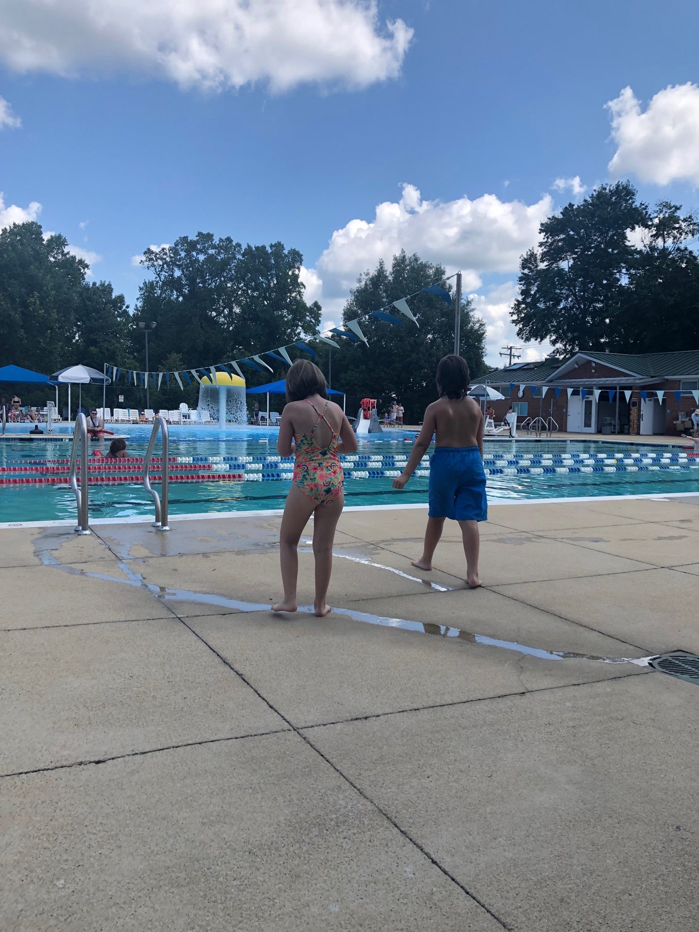 Washington Park Pool, 1001 Preston Ave, Charlottesville, VA, Swimming