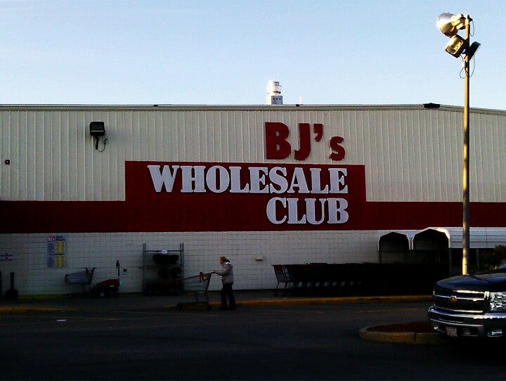 BJ's Wholesale Club, 70 Cluff Rd, Salem, Town of, New Hampshire