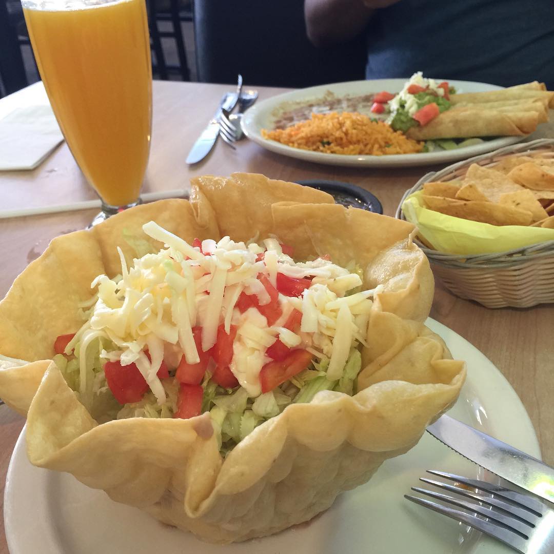 Rafael's Mexican Restaurant, 2226 W Beverly Blvd, Montebello, CA