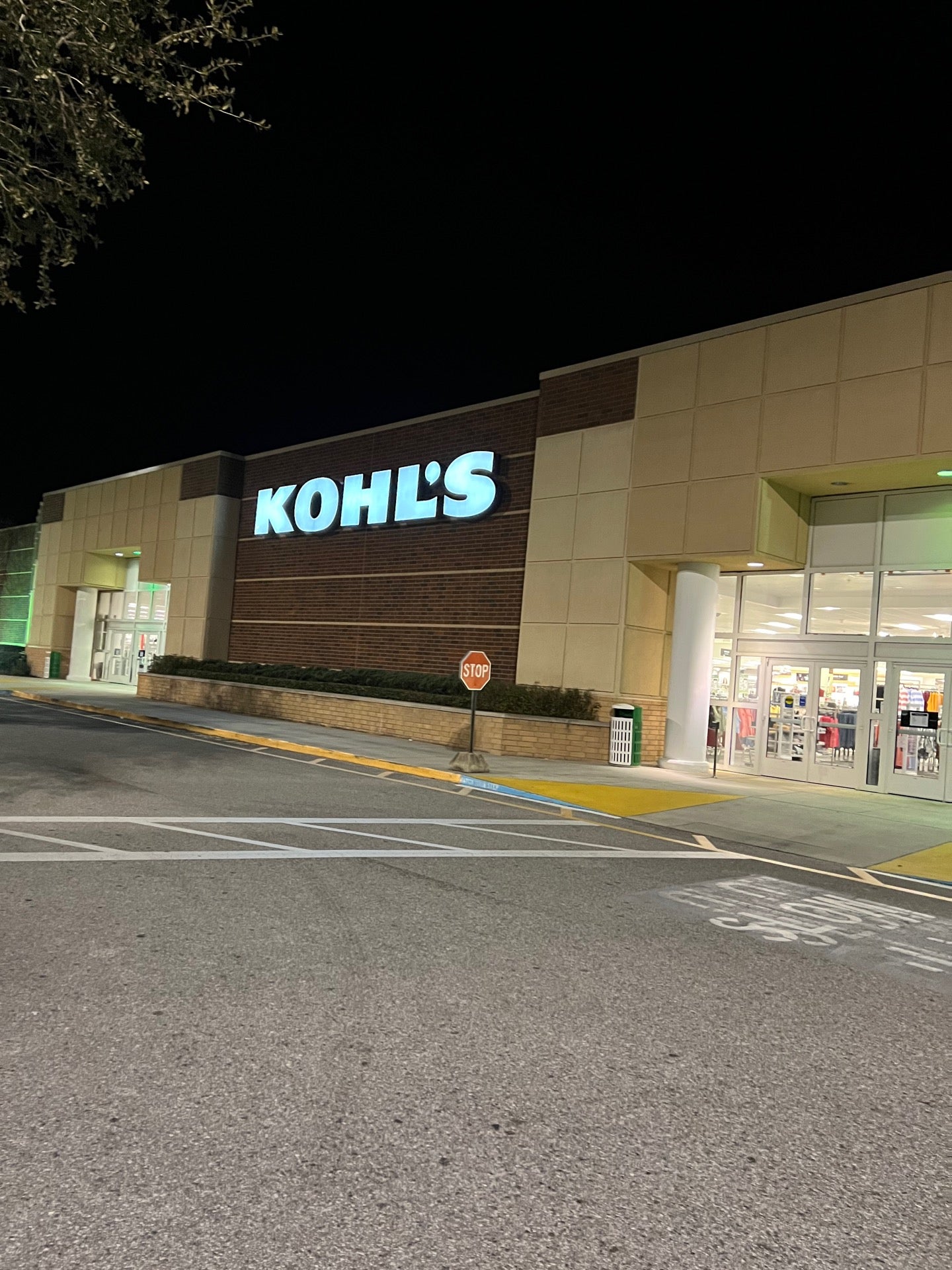 Kohl's, 7143 Narcoossee Rd, Orlando, FL, Clothing Retail - MapQuest