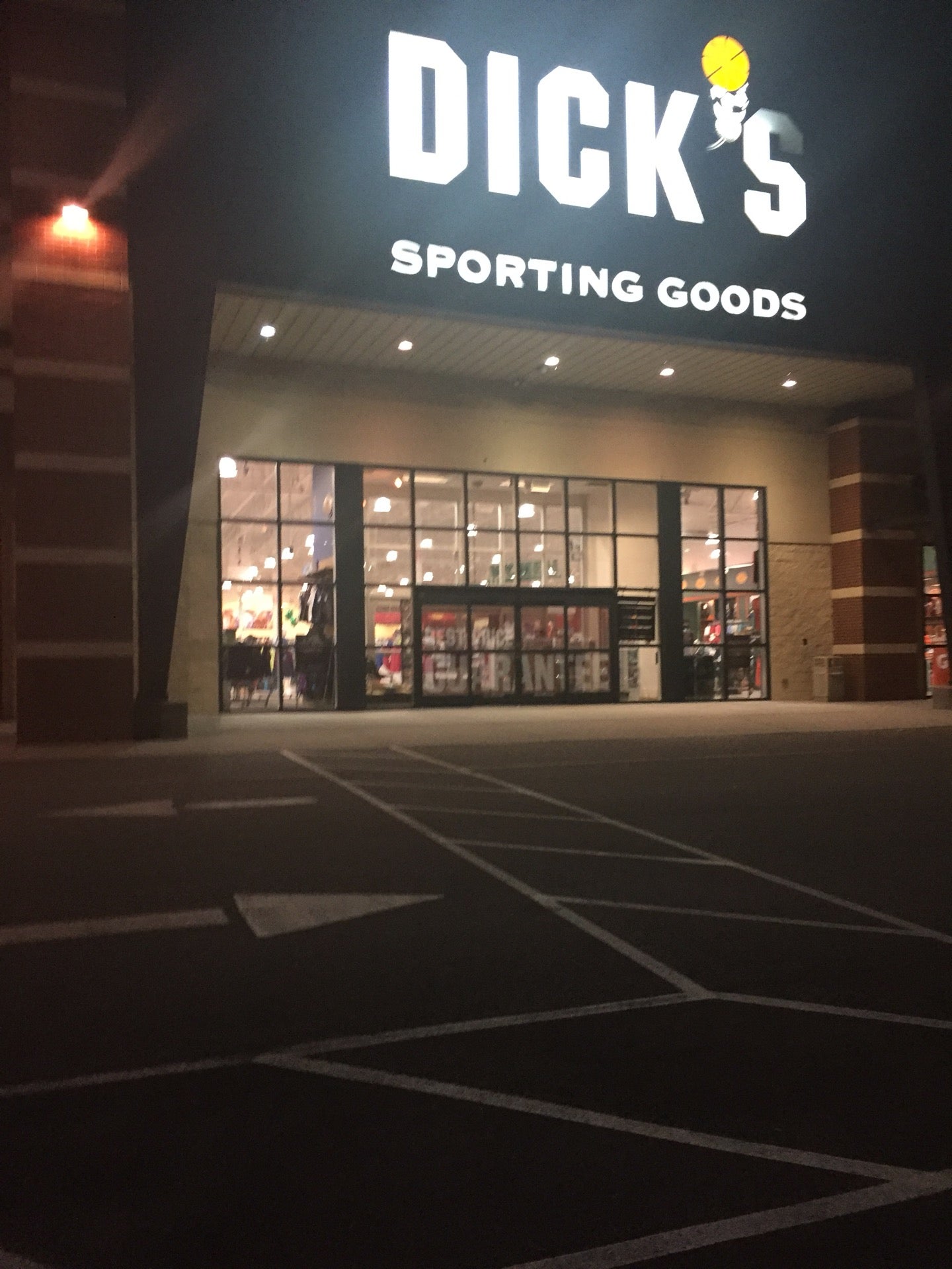 DICK'S Sporting Goods, 1112 Western Blvd, Jacksonville, NC, Factory Outlets  - MapQuest