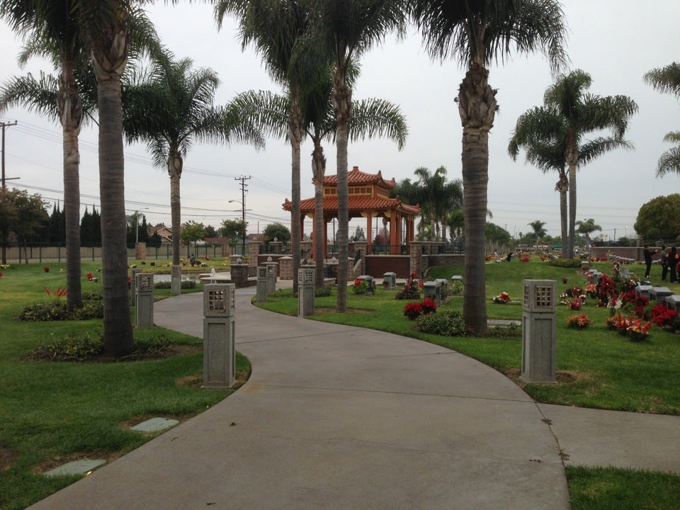 Westminster Memorial Park Mortuary, 14801 Beach Blvd, Westminster, CA