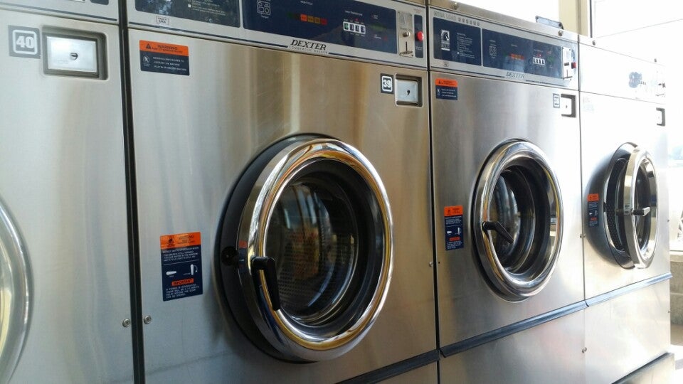 colonial laundromat new york mills reviews