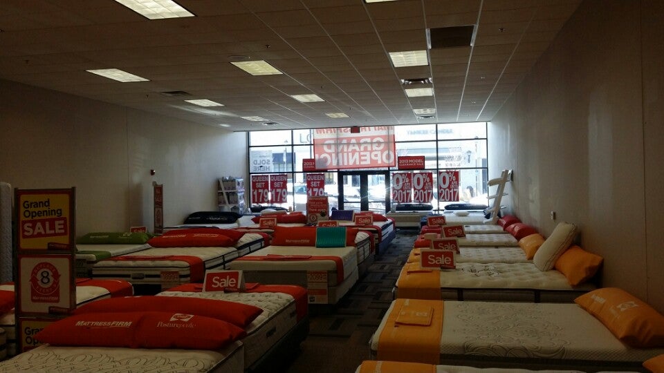 Mattress Firm Shadow Lake, 7305 Towne Center Pkwy, Papillion, NE,  Mattresses - MapQuest