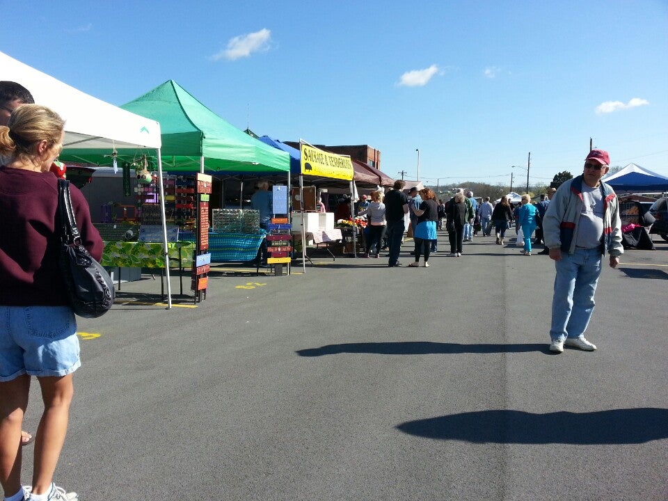 Kingsport Farmers Market, 308 Clinchfield St, Kingsport, TN, Farm