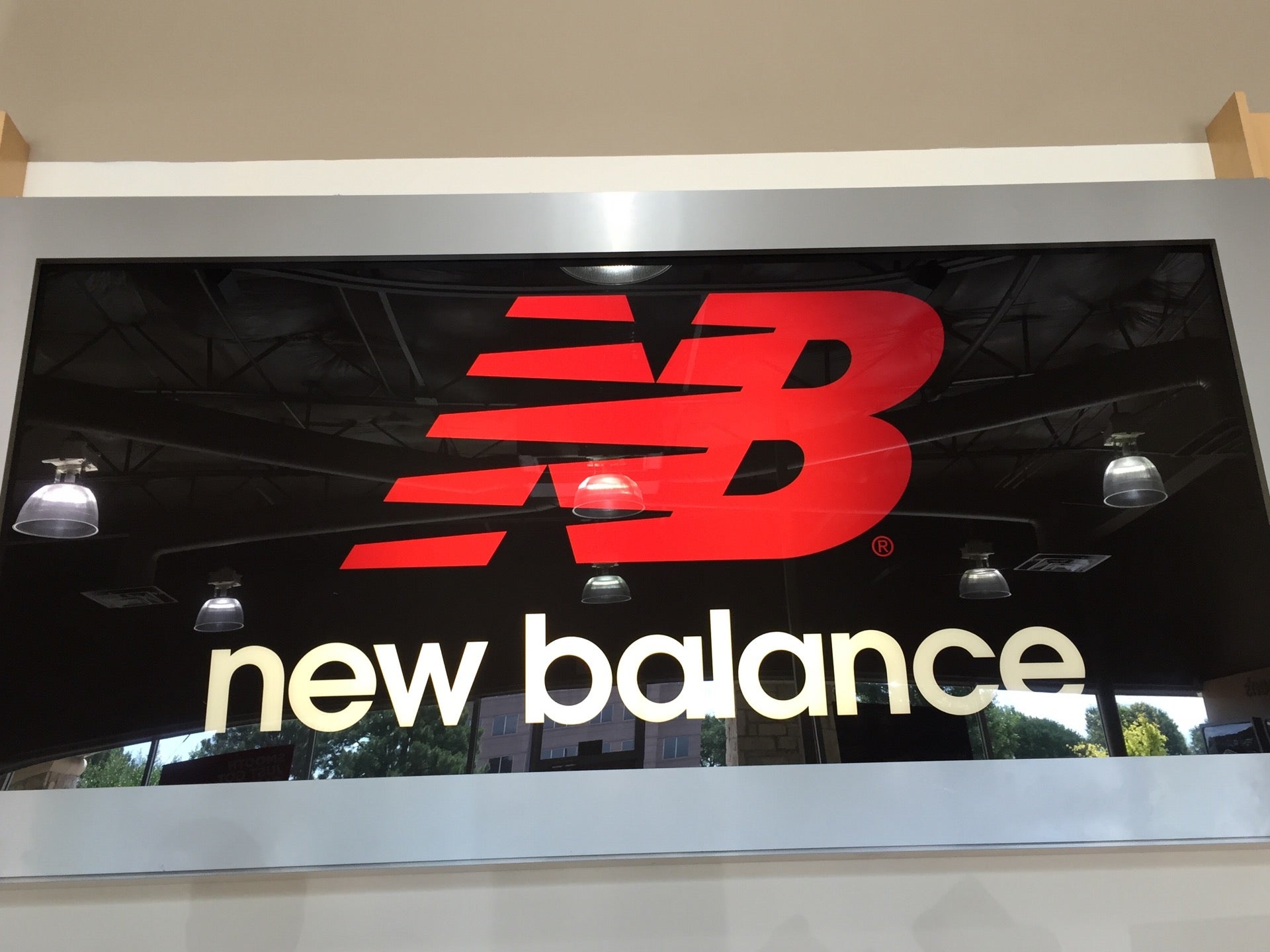 New Balance Dfw, 3751 Matlock Rd, Arlington, Texas, Factory Outlets -  MapQuest