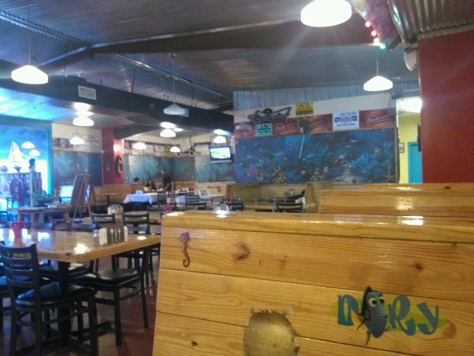 Kemah Seafood Restaurant, 203 Magnolia Blvd, Magnolia, TX, Seafood
