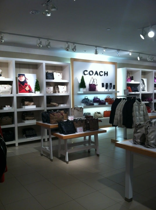 COACH Outlet - Fashion Accessories Store in Freeport