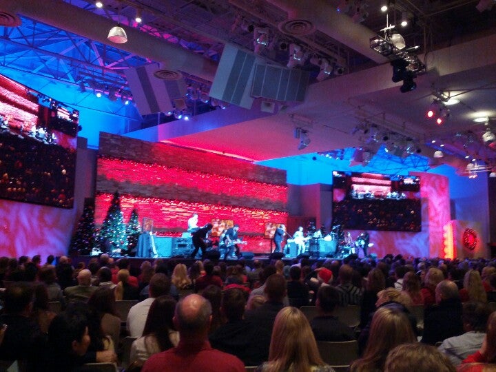 Saddleback Church, 1 Saddleback Pkwy, Lake Forest, CA, Church