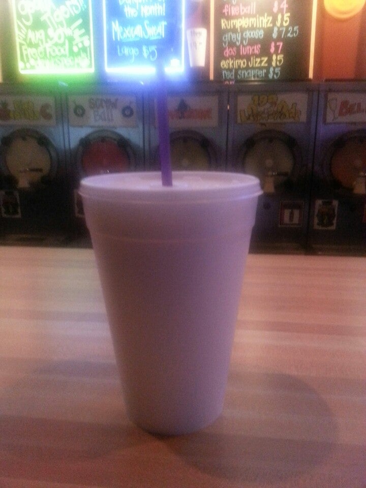 Spanky's Daiquiris & Delites, 17316 Airline Hwy, Baton Rouge, LA