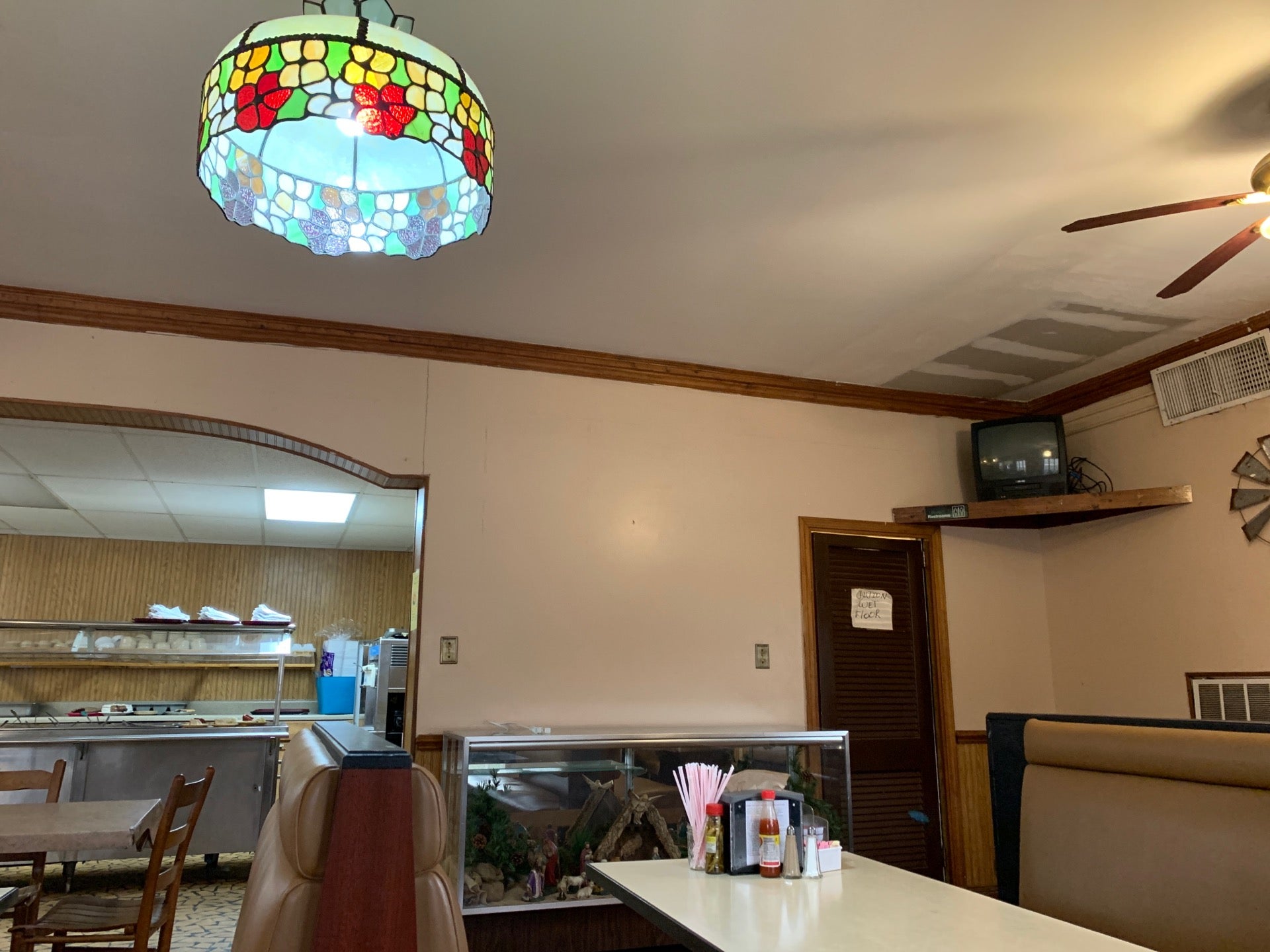 Manning Restaurant, 476 N Brooks St, Manning, SC, Family restaurants