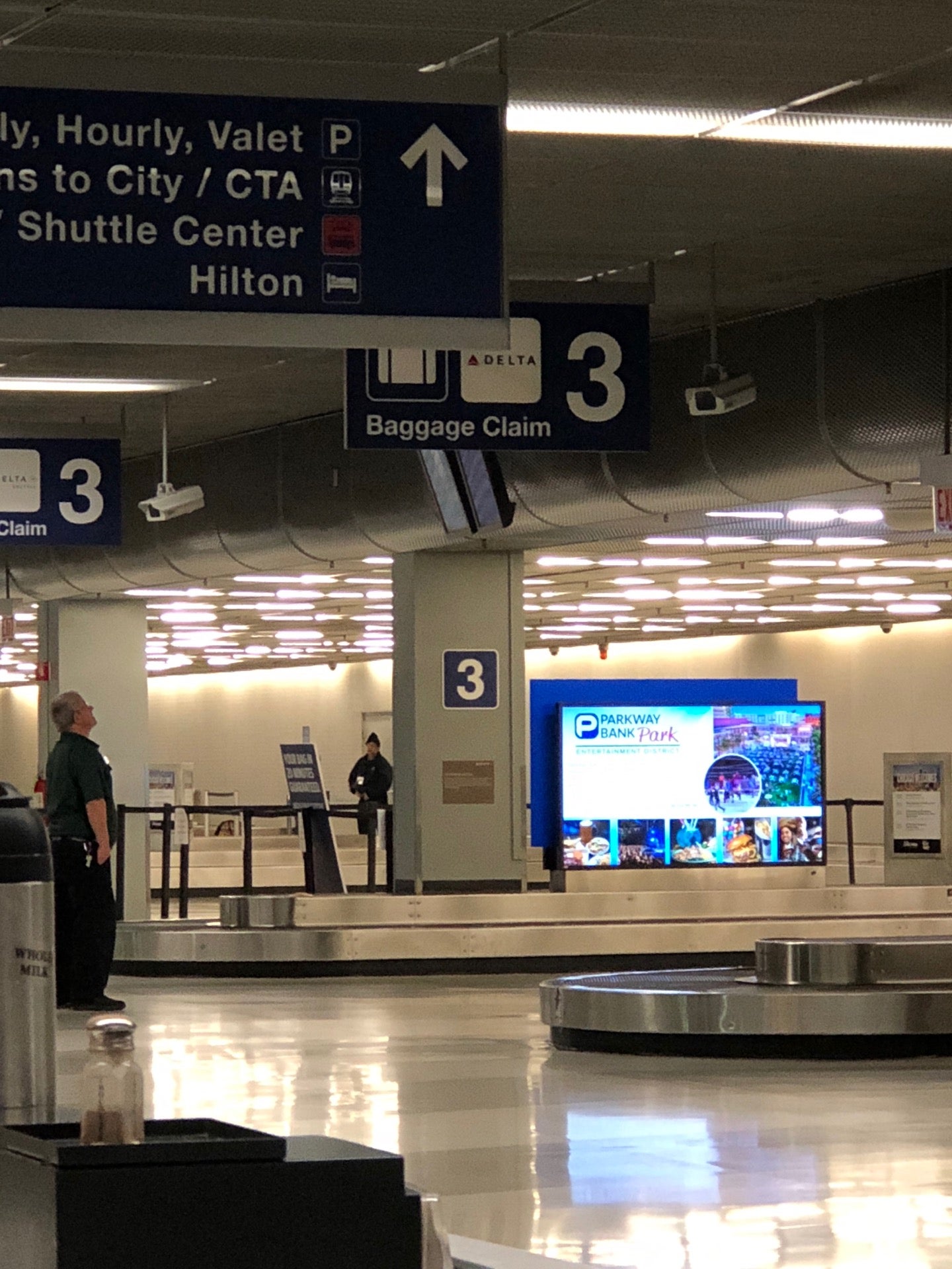 Chicago O'Hare Int'l-Cell Phone Lot, 10000 W O'Hare Ave, Chicago ...