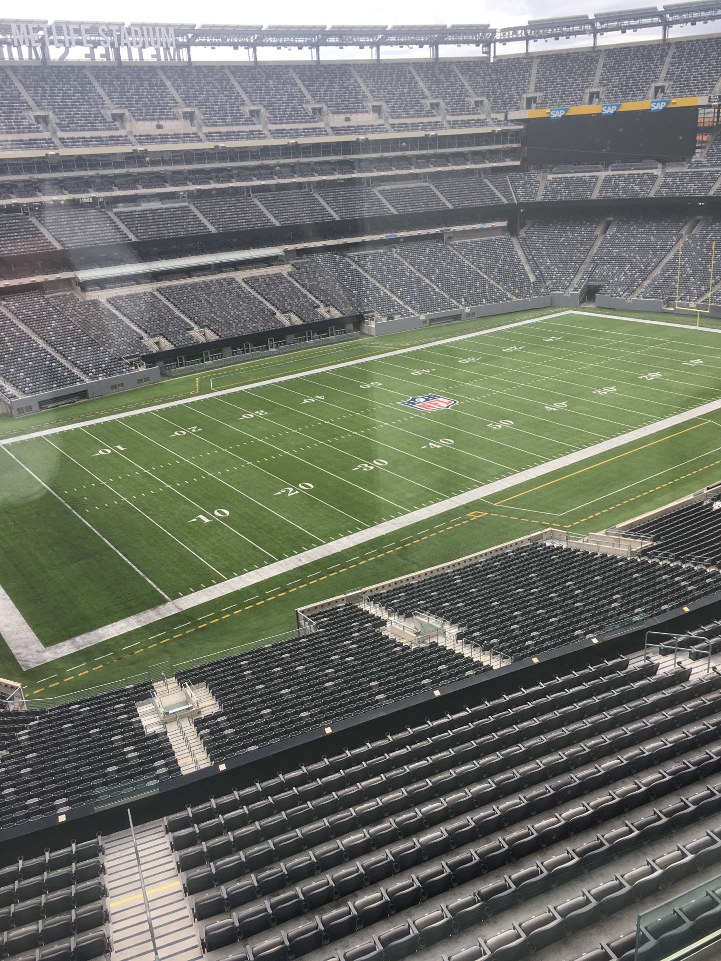 MetLife Stadium, 1 Metlife Stadium Dr, East Rutherford, NJ, Newsracks ...