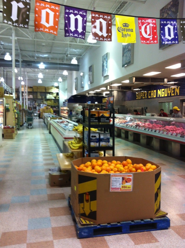 Super Cao Nguyen, 2668 N Military Ave, Oklahoma City, OK, Grocery