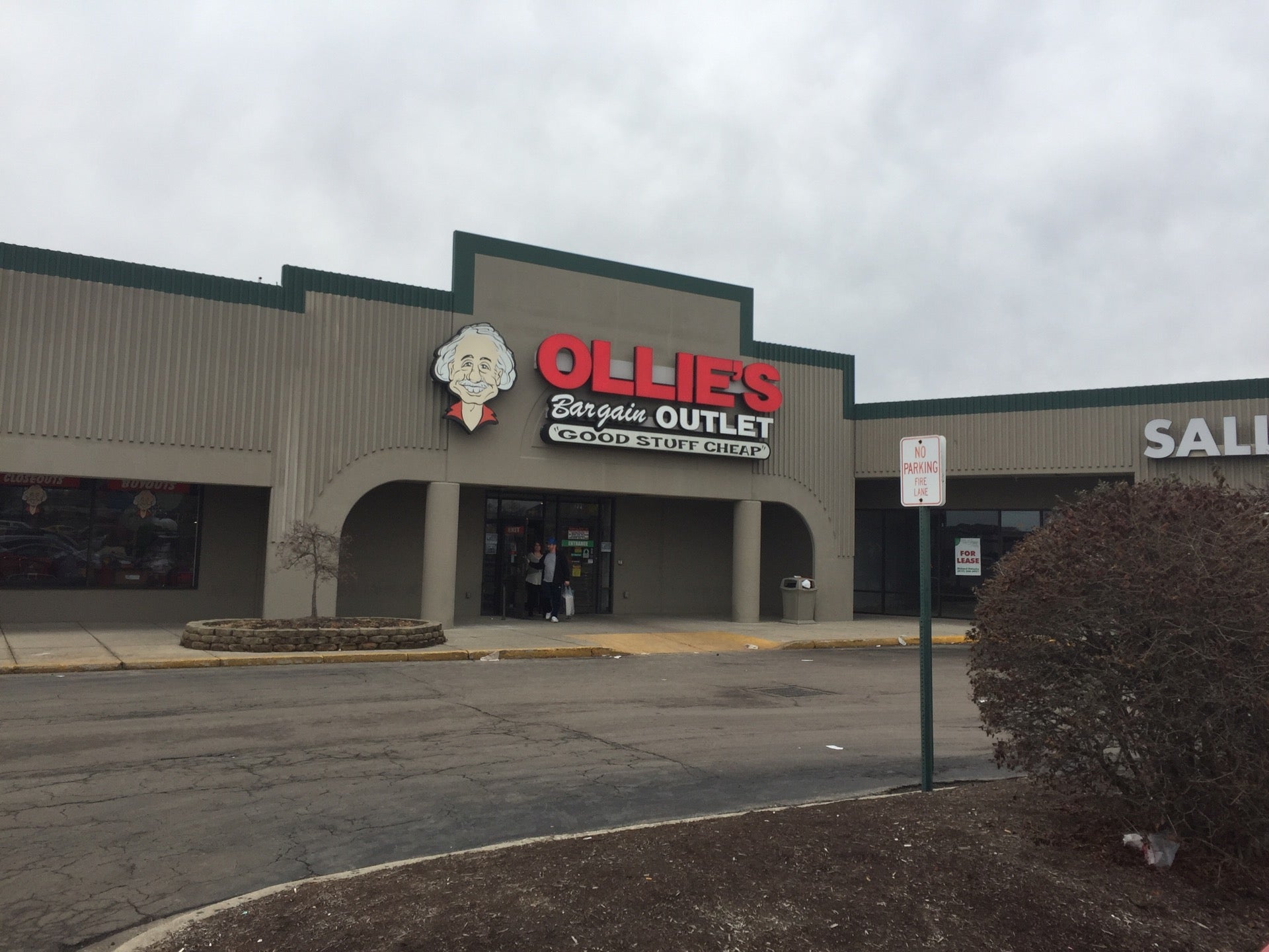 Ollie's Bargain Outlet, 221 Springboro Pike, Miamisburg, OH, Clothes Posts  - MapQuest