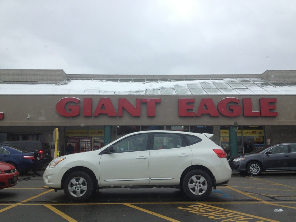 Giant Eagle Pharmacy, 8080 McIntyre Square Dr, Pittsburgh, PA, Grocery