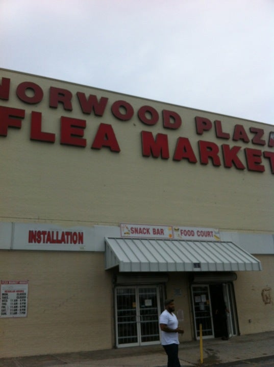 Norwood Plaza Flea Market, 5301 Norwood Ave, Jacksonville, FL, Flea