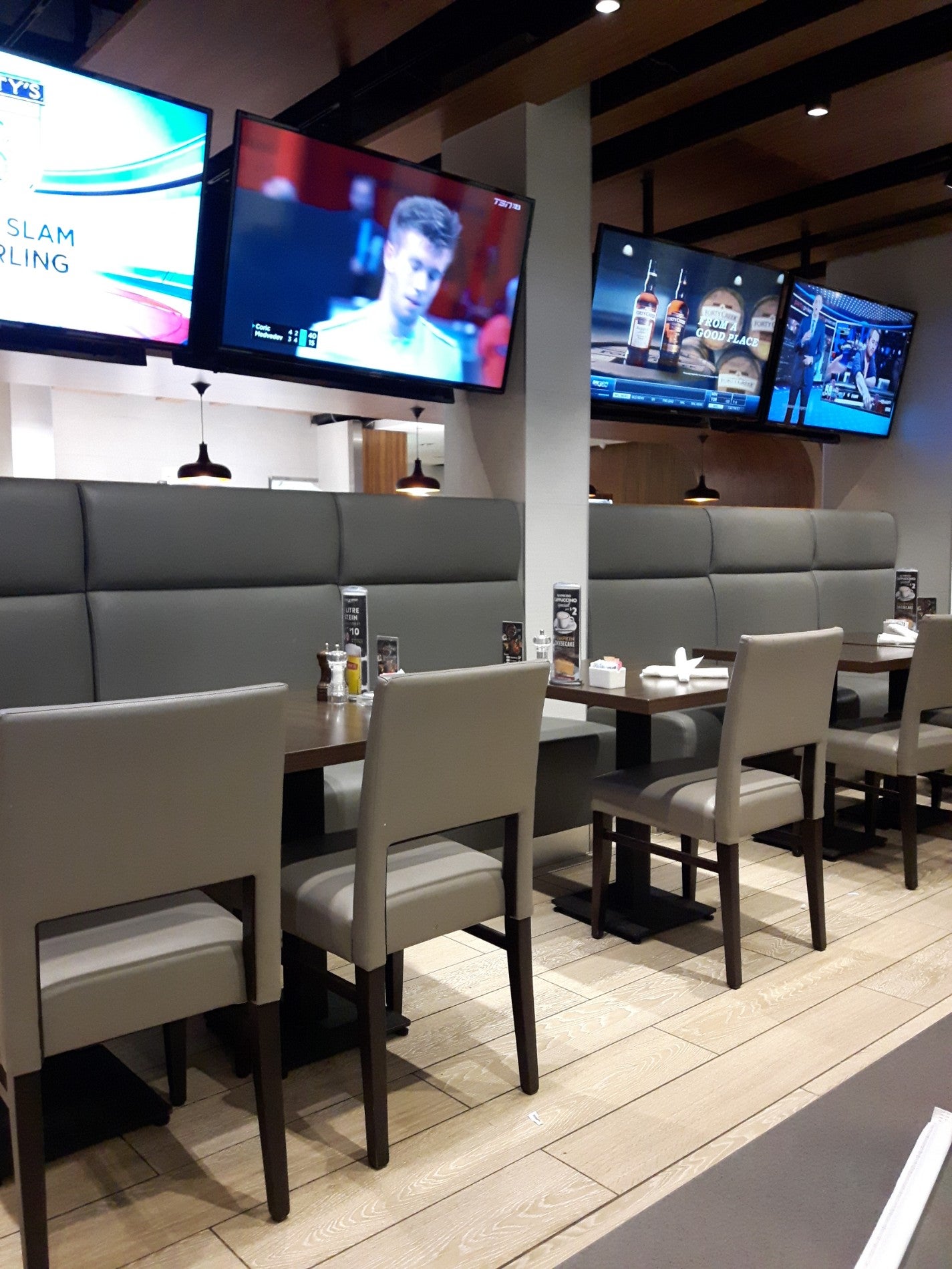 Pickle Barrel, 6508 Yonge St. Centerpoint Mall, Toronto, Ontario MapQuest